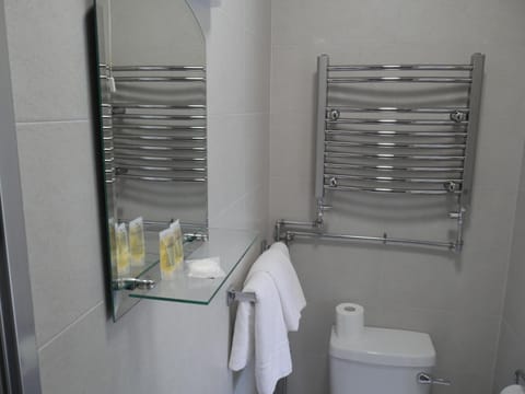 Toilet, Bathroom, towels