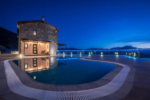 On site, Mountain view, Swimming pool