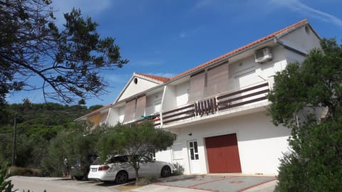 Property building, Sea view, Street view