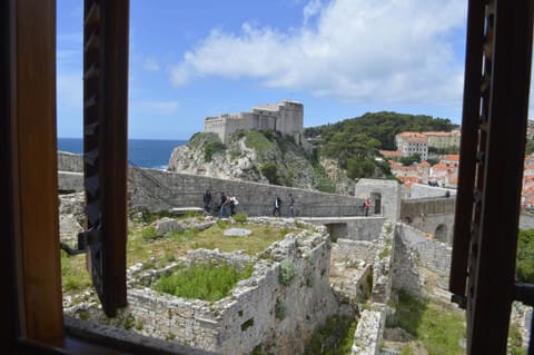 Facade/entrance, Day, Natural landscape, Bedroom, City view, Landmark view, Sea view, Street view