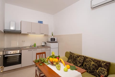 Studio Apartment Brigita Apartment in Mlini