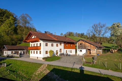 Property building, Spring