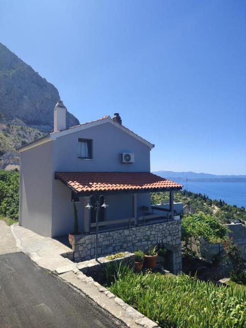 Holliday home Alida with jacuzzi Apartment in Split-Dalmatia County