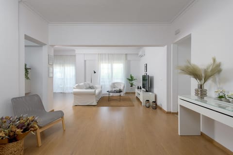 Living room, air conditioner