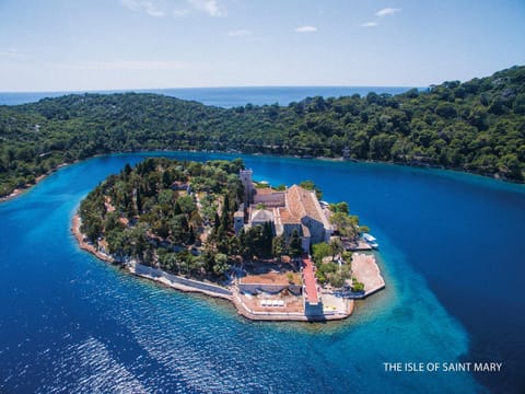 Nearby landmark, Off site, Day, Natural landscape, Bird's eye view, Summer