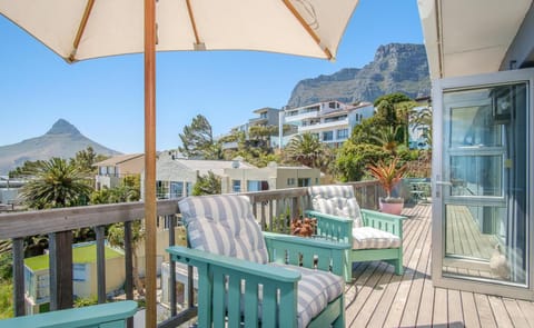 Kettle's Guesthouse Bed and Breakfast in Cape Town