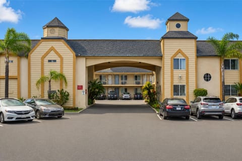 Property building, Parking