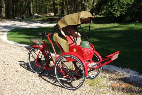 château Mont Suzey Bed and Breakfast in Centre-Val de Loire