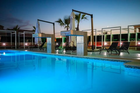 Beach, Garden view, Pool view