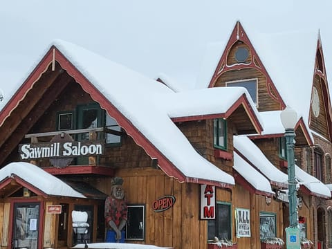 Lenroot Lodge Nature lodge in Wisconsin