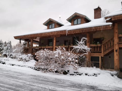 Lenroot Lodge Nature lodge in Wisconsin
