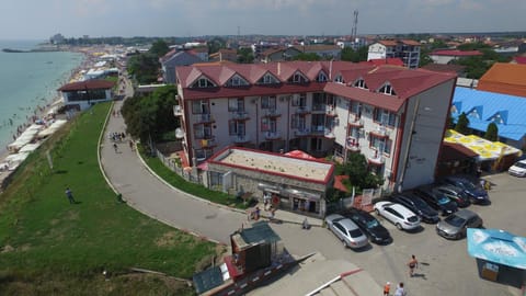 Property building, Day, Bird's eye view