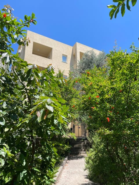 Property building, Natural landscape