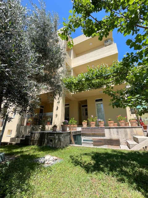 Property building, Garden, Garden view