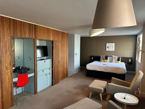 Bed, Bedroom, bunk bed, Family