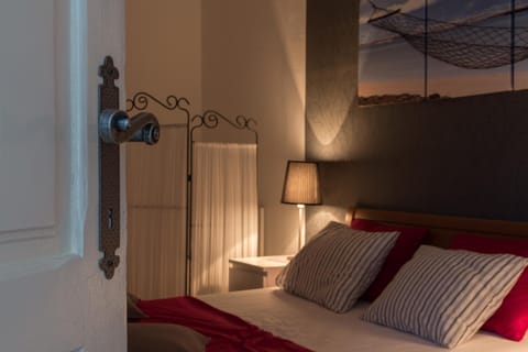 Night, Bedroom, bunk bed