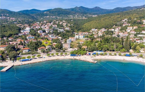 Restaurant/places to eat, Bird's eye view, Beach, Sports, Entertainment, Location, Open Air Bath