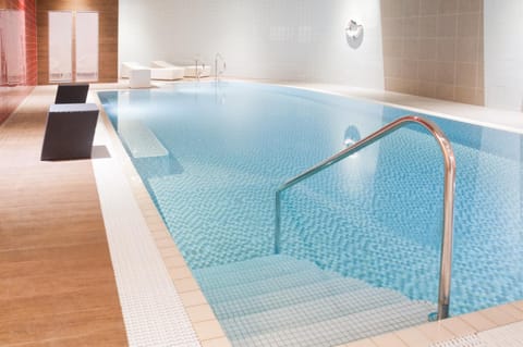 Steam room, Swimming pool, Swimming pool