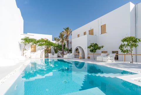 Facade/entrance, Day, Activities, Summer, Pool view, Swimming pool, Swimming pool, Entertainment
