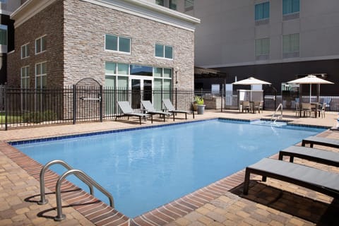 Day, Pool view, Swimming pool, sunbed