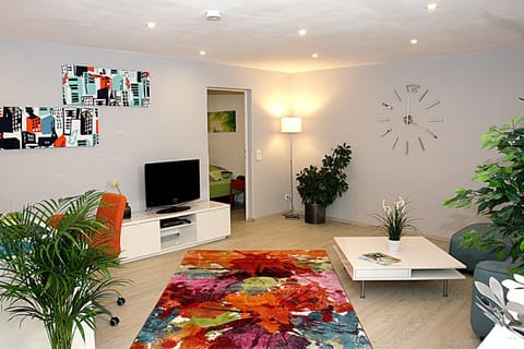 Living room, Photo of the whole room