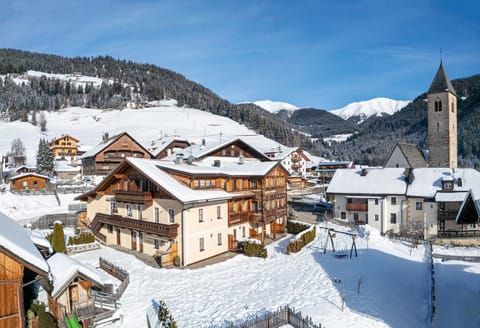 Property building, Winter