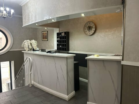 Lobby or reception, air conditioner, air conditioner