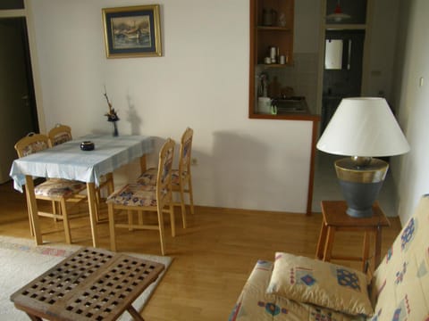 Kitchen or kitchenette, Living room, Dining area