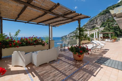 Spring, Bird's eye view, Summer, Balcony/Terrace, City view, Landmark view, Sea view, Quiet street view