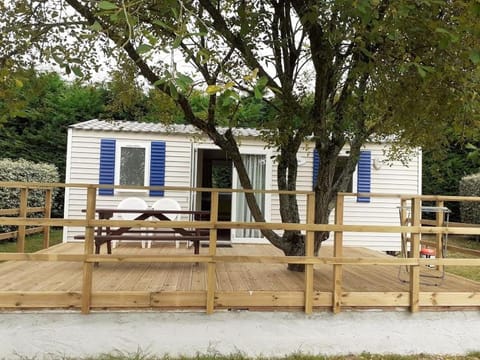 Les Mobile home de KERROYAL Campground/ 
RV Resort in Finistere