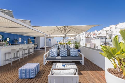 Lounge or bar