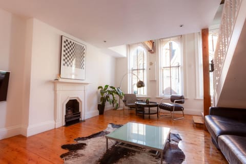 Kellys Hotel Hotel in Dublin