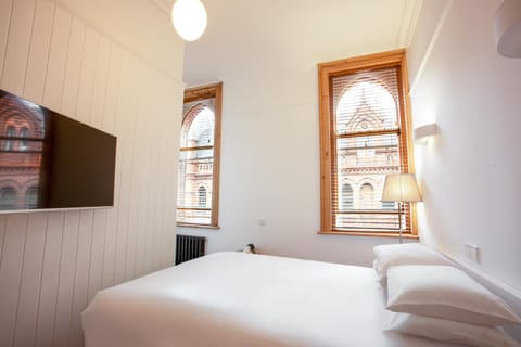 Kellys Hotel Hotel in Dublin