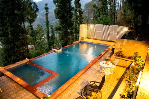 Pool view, Swimming pool
