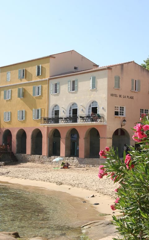 Property building, Facade/entrance, Sea view