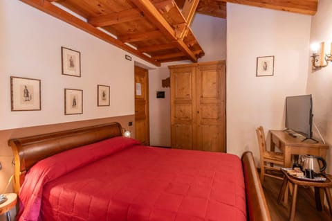 Maison Colombot Bed and Breakfast in Aosta