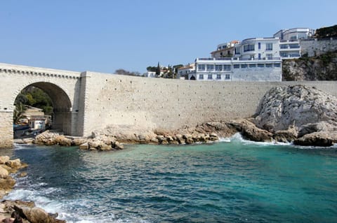 Property building, Sea view