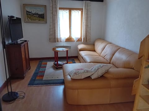 Les loulou 2 Apartment in Canton of Valais