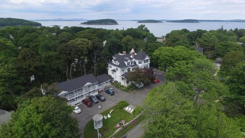 Day, Bird's eye view
