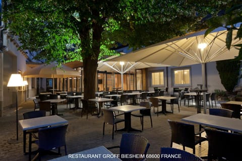 Patio, Restaurant/places to eat