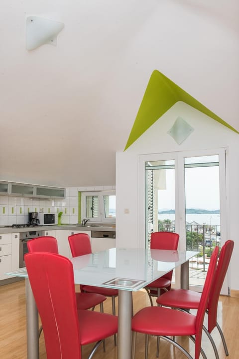 Villa Manda with sea view, 2 terraces & parking Apartment in Šibenik-Knin County, Croatia