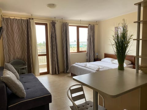 Complex Apolon Apartment in Nessebar