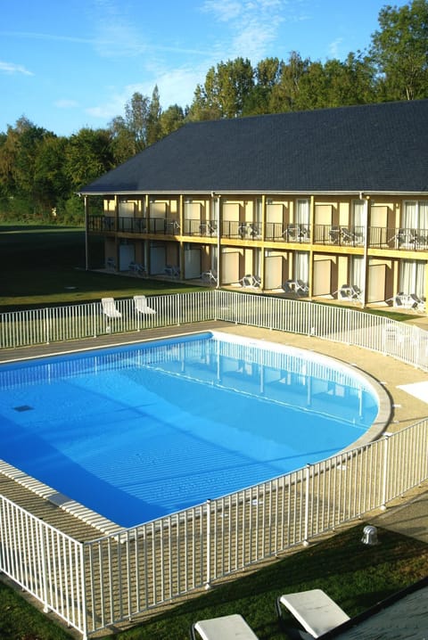Pool view, Swimming pool