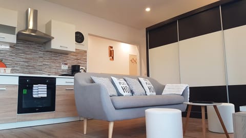 Living room, Photo of the whole room