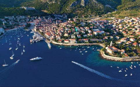 Guesthouse Aurora Bed and Breakfast in Hvar