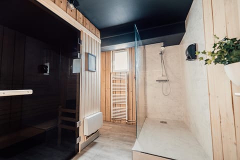 La villa 10 HÔTEL SPA Hotel in Étretat