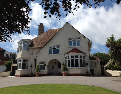 Property building, Day, Garden