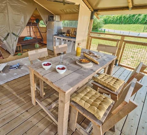 Camping de Retourtour Campground/ 
RV Resort in Provence-Alpes-Côte d'Azur