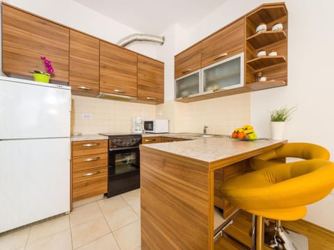 Coffee/tea facilities, Kitchen or kitchenette