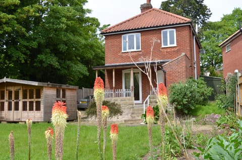 Property building, Garden view